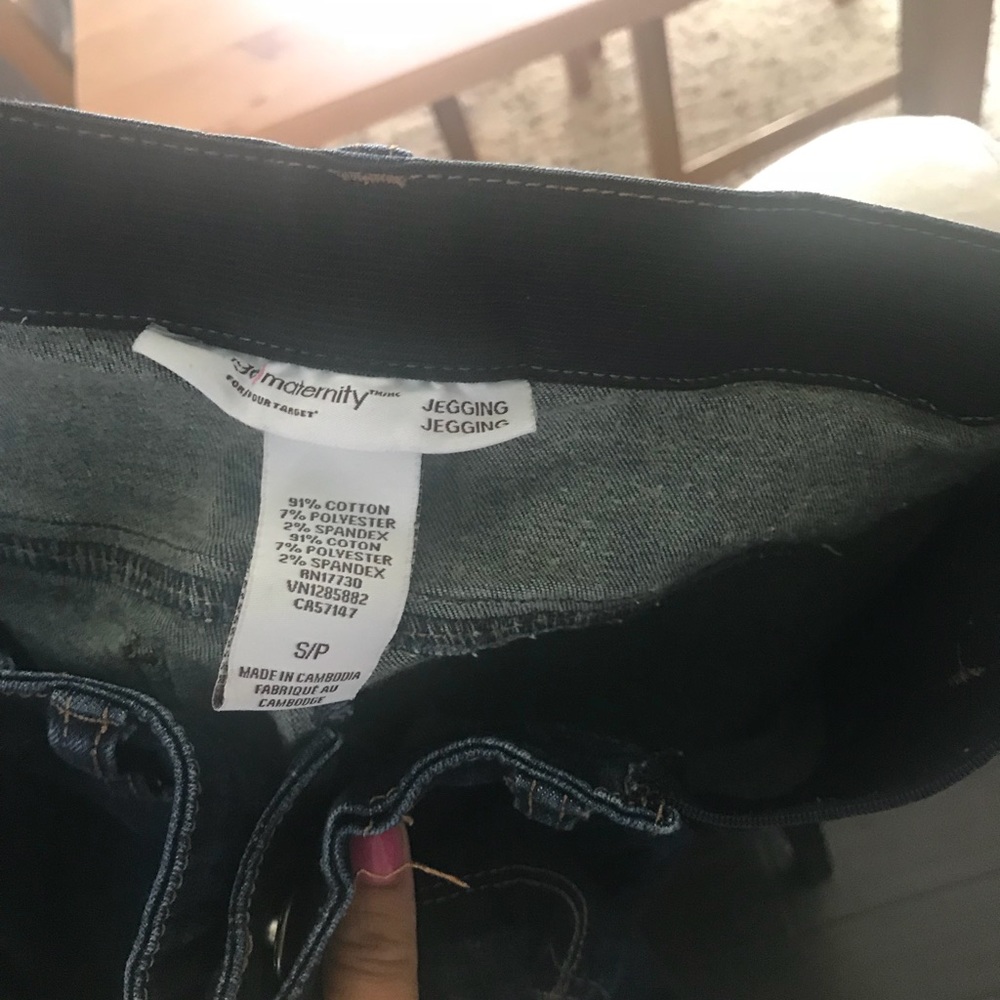 Liz Lange maternity leggings